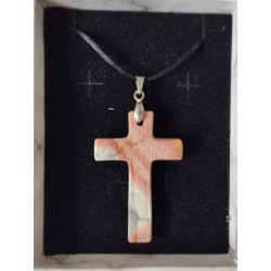 Collier pendentif en croix...